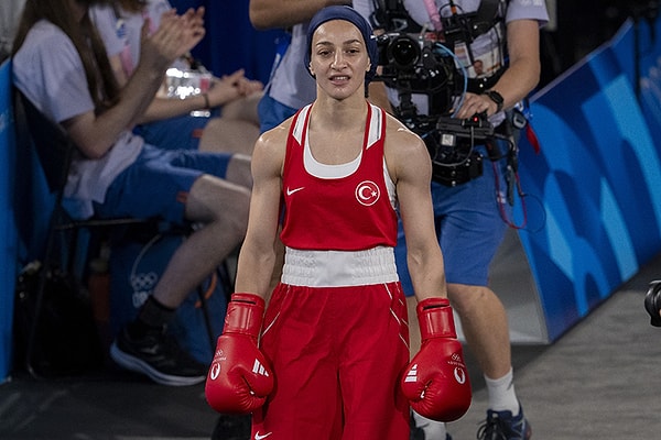 Yarı final maçında Filipinler’den Aira Villagas’ı 5-0 yenerek final bileti alan Buse Naz Çakıroğlu, altın madalyaya ulaşamadı.