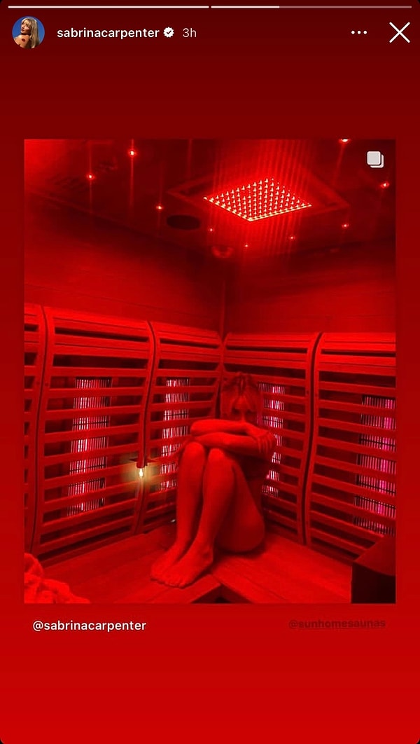 Sabrina Carpenter sauna keyfi yaptı.