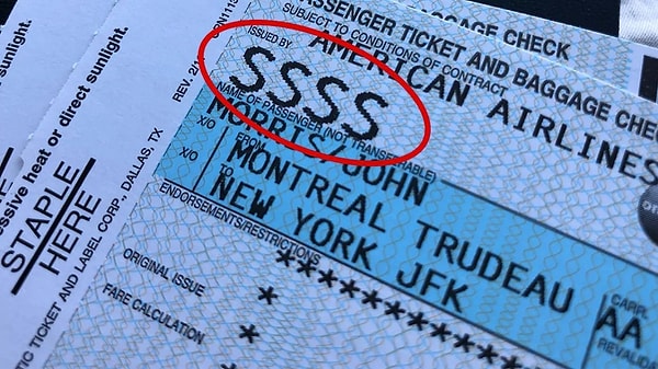 11 Eylül 2001 terör saldırılarından sonra Amerika Birleşik Devletleri, hava yolu güvenliğini artırmak için "Secure Flight" programını başlattı. Bu program, biniş kartında "SSSS" ibaresinin yer alıp almayacağını rastgele seçerek belirler.