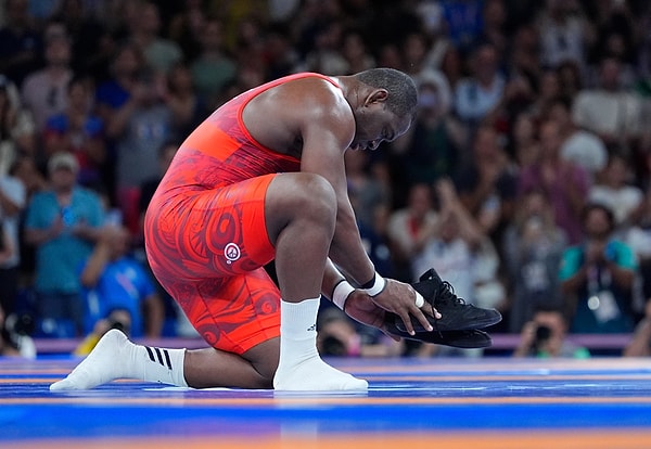 Bu karede beş olimpiyat üst üste beş altın madalya var. Küba'nın gururu Mijaín López Núñez...