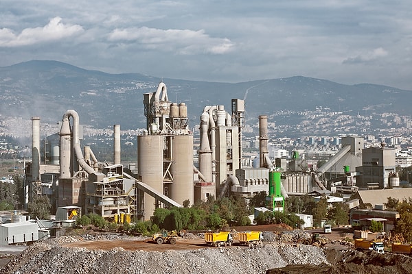 1. Çimentaş İzmir Çimento Fabrikası T.A.Ş. (CMENT)