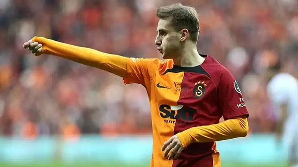 Galatasaray'dan ayrılması an meselesi olan Kerem Aktürkoğlu için çok tartışılacak bir iddia gündeme geldi.