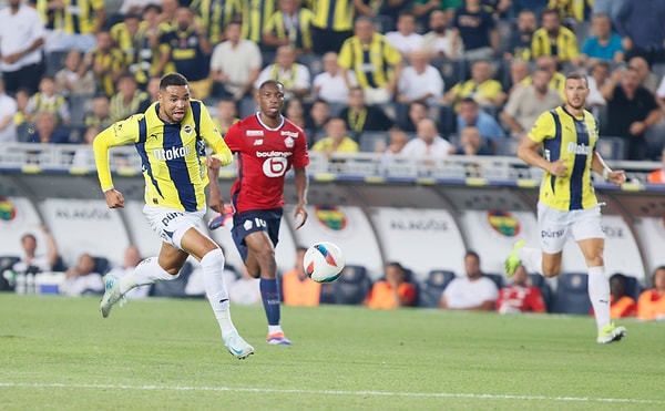 Bu sezon ilk kez yeni formatıyla futbolseverlerin karşısına çıkacak Şampiyonlar Ligi'nde boy göstermek isteyen Fenerbahçe, Lille engeline takıldı.