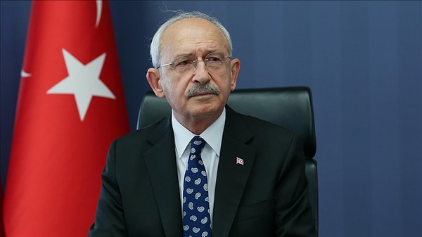 Ayrıca Kılıçdaroğlu, Altaylı için “eşek”, “kepaze”, “satılık elaman”, “namert”, “kadın düşmanı”, “iş birlikçi”, “korkak”, “koyun”, ve “iblis” sıfatlarını kullandı.