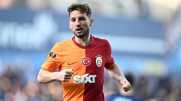 Galatasaray’ın Belçikalı yıldızı Dries Mertens, futbol sahalarının dışında da adından söz ettirmeye devam ediyor.