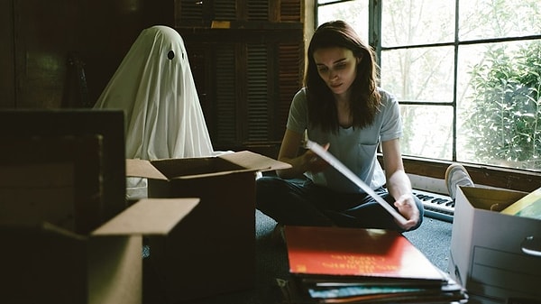 4. A Ghost Story (2017)