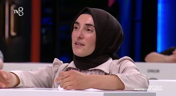 MasterChef Ayşe tüm yarışmacılar arasında yüzde yüzlük bir performans göstererek birinciliği yakaladı. Tebrikler Ayşe!