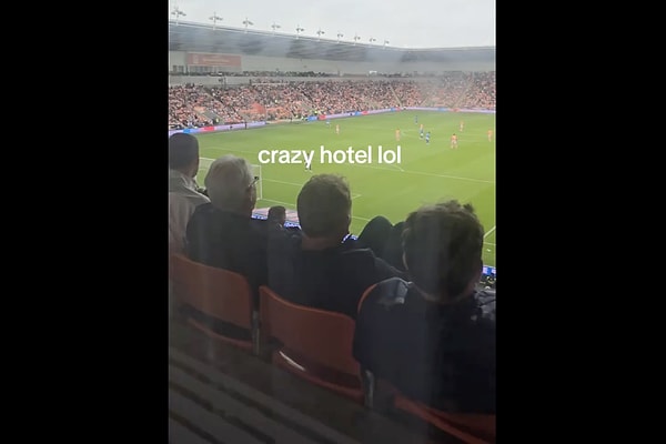 Blackpool'da bulunan otel, özellikle futbol tutkunlarının radarına girdi.