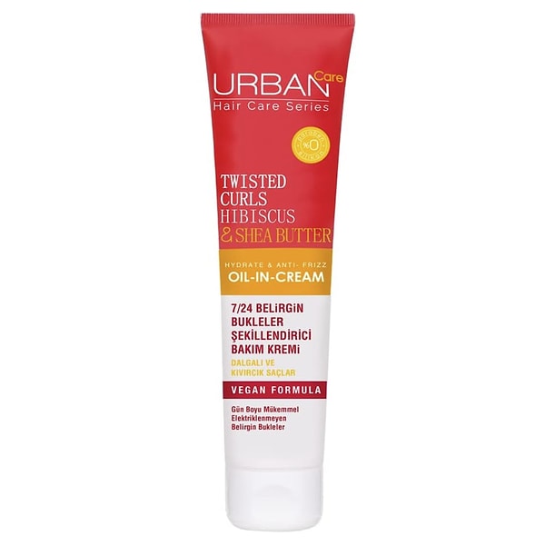 URBAN Care Twisted Curls Hibiscus & Shea Butter, kıvırcık ve dalgalı saçlar için özel olarak tasarlanmış durulanmayan bir bakım kremidir.