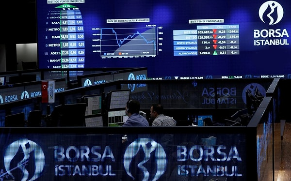 Borsa İstanbul'da BIST 100 endeksi, haftanın ilk işlem gününde %1,12 oranında düşüşle 9.559,79 puandan açıldı.