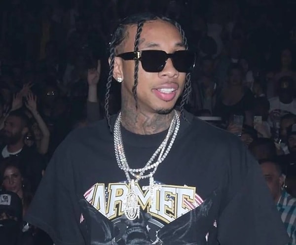 Tyga'nın dijital platformlarındaki aylık dinleyici sayısı ise 21 milyonun üzerinde. Dünyaca ünlü isim, en son Sabrina Claudio ile birlikte 'No Question' isimli şarkısını yayınladı belki biliyorsunuzdur.