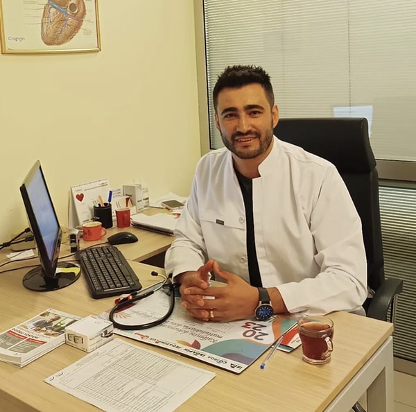 Ayrıca kendisinin doktor olduğu da öğrenildi.