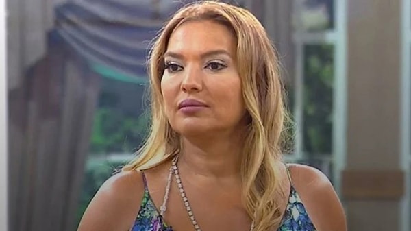 Survivor'dan sonra, Demet Akalın MasterChef'i de asla kaçırmıyor. Yarışmayı ilgiyle takip eden ünlü şarkıcı paylaşımlarıyla dikkat çekiyor.