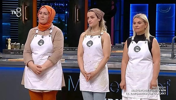 16. MasterChef Türkiye'nin son bölümüne Kerem'in isyanı damga vurdu. Mavi takıma seçilen Kerem, Hakan'ın "Bir ablayı almalıyız" çıkışına "Abla almak zorunda mıyız?" diyerek karşılık verdi.