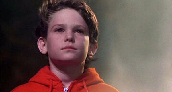 Örneğin, Henry Thomas’ın 1982 yılında çekilen ET the Extra-Terrestrial filmindeki Elliott rolü için seçmelere katıldığında köpeğinin öldüğünü düşündüğünü biliyor muydunuz?