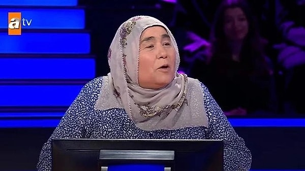 11. ATV'de yayınlanan 'Kim Milyoner Olmak İster' isimli yarışma programına katılan Menekşe Koyuncu, performansı ve anlattıklarıyla gönüllere taht kurmuştu.  Yarışmada yaşadıklarıyla ilgili konuşan Koyuncu, "Yarışmacılar beni köylü kıyafetiyle görünce 'Bu yaşlı kadının ne işi var bu yarışmada , gençler, üniversiteliler dururken' diyerek küçümsedi ama ben onlardan iyi yarıştım." ifadelerini kullandı.