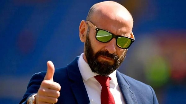 Türk futbolcularının giderek seviyesinin arttığına da değinen Monchi, "Bir sonraki dönem belki de bir Türk ismi kadromuza katarız" dedi.