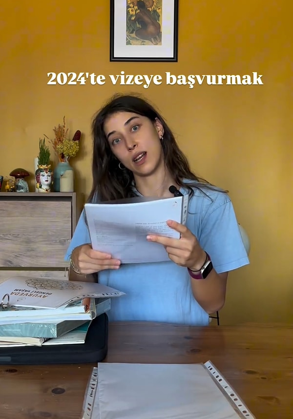 Vize başvurusunda istenen belgelerin abartılmasını ele alan kadın izleyicileri güldürmeyi başardı.