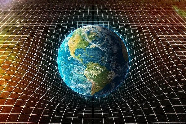 NASA'nın Endurance görevindeki araştırmacılar, Kuzey Kutbu'ndan bir roket fırlatarak ilk kez ambipolar alanı saptamayı başardı. Bu alanın kuvveti de ölçüldü.