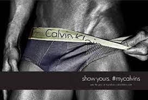 Yaklaşık 15 milyondan fazla tepki maili alan bu reklam filmi, kısa bir zaman içinde Calvin Klein'ın diğer birçok reklamı gibi bilbordlardan kaldırıldı.