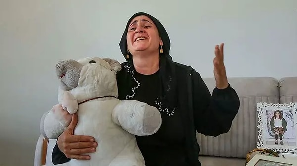 Diyarbakır Cumhuriyet Başsavcılığınca, 21 Ağustos'ta Narin Güran'ın merkez Bağlar ilçesine bağlı kırsal Tavşantepe Mahallesi'nde kaybolmasına ilişkin başlatılan soruşturma sürüyor.