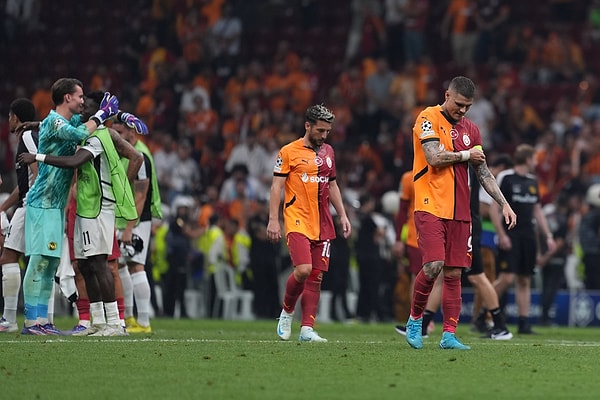 Şampiyonlar Ligi'nden uzak kalan Galatasaray çalkantılı günlerin ardından yüzünü Süper Lig'e döndü. Adana Demirspor deplasmanına çıkacak Galatasaray'da tek hedef 3 puan!