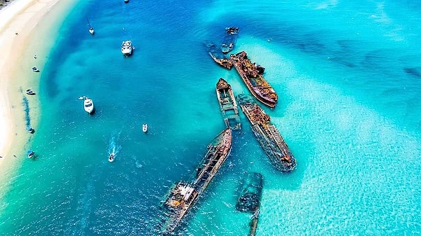 Australia: Shipwreck Graveyard on Moreton Island