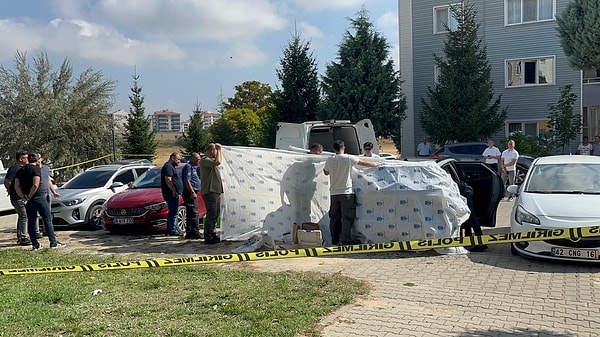 Eskişehir’in Odunpazarı ilçesinde park halinde araçta boğazı kesilmiş olarak bulunan Tuğba Koç’un eşi olaydan kısa süre sonra gözaltına alınmıştı.