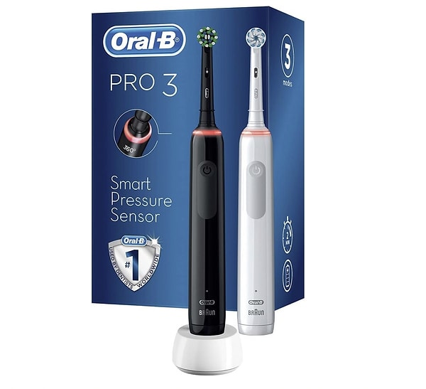 11. Oral-B Pro3-3900 Şarj Edilebilir Diş Fırçası 2'li Set Siyah&Beyaz