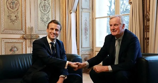 Fransa'da çıkan siyasi krizi sonrası Cumhurbaşkanı Macron kararını duyurdu.