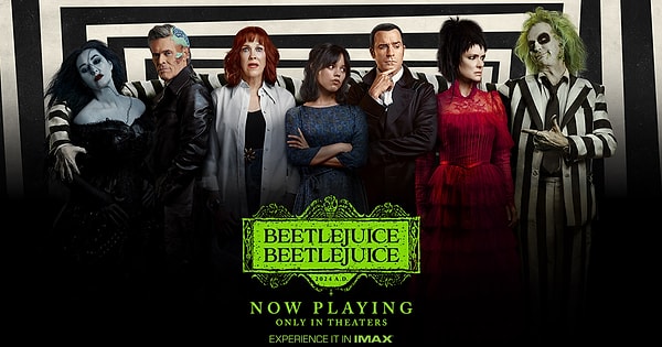 Başrollerinde Michael Keaton, Winona Ryder, Catherine O'Hara, Jenna Ortega, Monica Bellucci ve Willem Dafoe'nin oynadığı fantastik komedi türündeki film, izleyicilerden olumlu eleştiriler aldı.