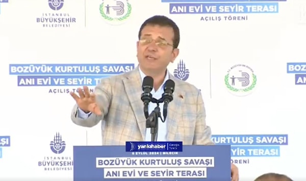 İmamoğlu, konuşmasında da teğmenlere destek vererek, “Ebedi başkomutanlarına teşekkür ediyorlar, bunun neresi suç? Atatürk'e saygı göstermekten iş çıkarmaya çalışmanın amacı nedir? Bugün, o teğmenlerin içindeki parlayan ışığı söndürdünüz.” dedi.