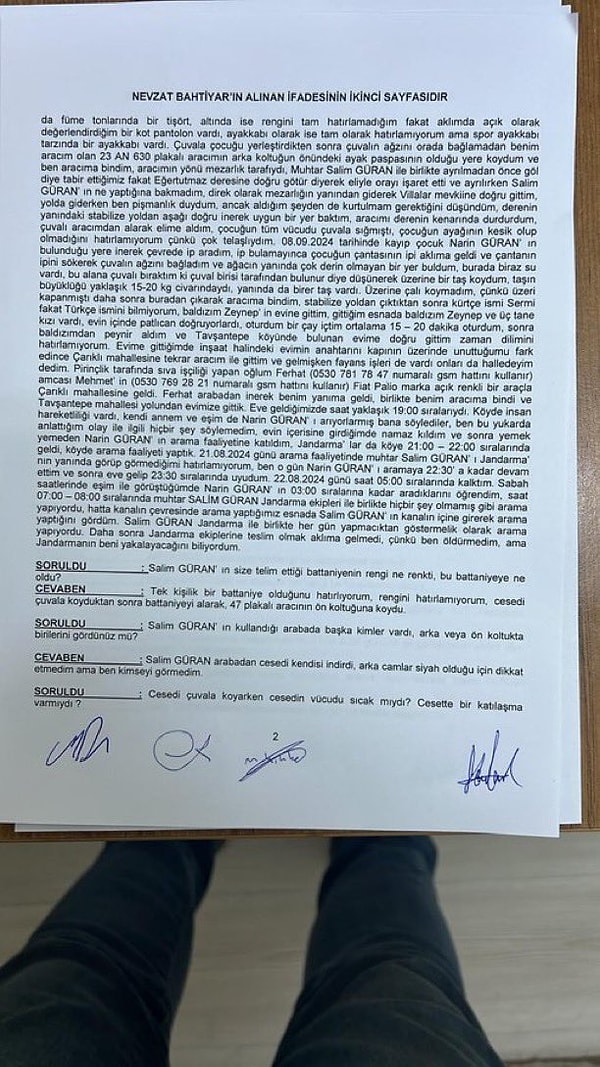 İtirafçı amca Salim Güran'ın da bir şey bilmiyormuş gibi kanala girerek ekiplerle birlikte Narin'i aradığını dile getirmiş.