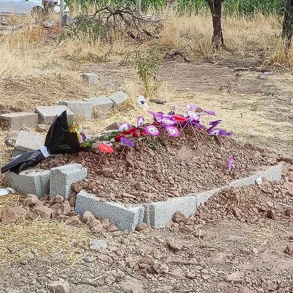 "Narin'in olayı aslında 2'inci hatta 3'üncü gün çözülmüştü sonrasında ise yayın yasağı geldi ve herkesi susturdular. Buraya çok dikkat etmeliyiz" dedi.