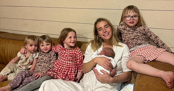 So much so that these women, who have become famous on Instagram and TikTok, gave birth to the tradwife (traditional wife) trend.