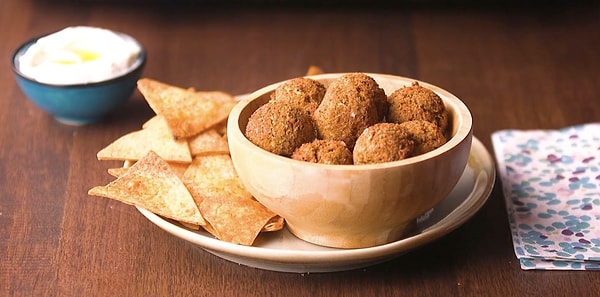 Çıtır Lavaşlı Mercimek Falafel Nasıl Yapılır?