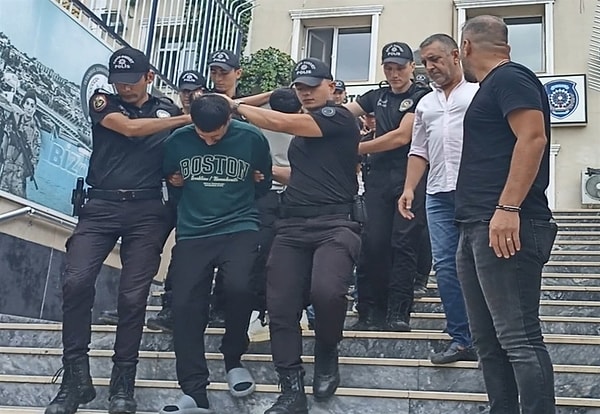 Cinayet Büro Amirliği tarafından olayla ilgili başlatılan çalışmada polis kısa süre içinde kavgaya karışanları tespit etti. Düzenlenen operasyonda 7 şüpheli gözaltına alındı.