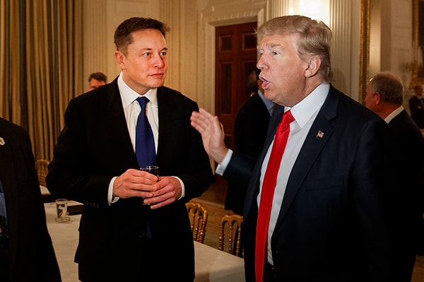 Trump'ın en büyük destekçisi ise sosyal medya gücünü kullanmaktan hiçbir zaman çekinmeyen milyarder Elon Musk.