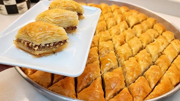 8. Son olarak, tek başına baklava açabilir misin?