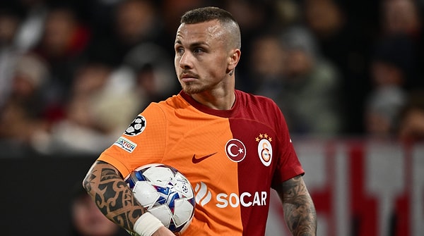 Geçen sezon Galatasaray'da forma giyen Angelino, takım arkadaşı Zalewski'ye "Sakın Galatasaray'a gitme, orada seni oynatmazlar, paranı ödemezler" demiş.