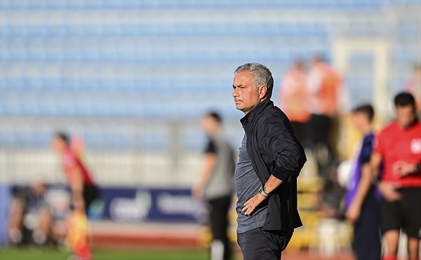 Jose Mourinho, Fenerbahçe'nin Kasımpaşa'yı 2-0 yendiği maçın ardından önemli açıklamalarda bulundu.