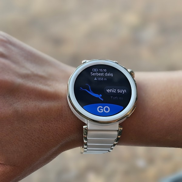 Huawei Watch GT 5 Pro, 5 ATM ve IP69K dereceli suya dayanıklı!