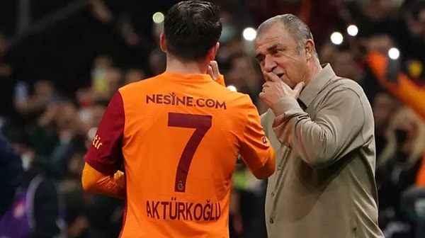 Fatih Terim'in 3. Lig'den alarak Süper Lig'de forma şansı verdiği Kerem Aktürkoğlu, gittiği günden bu yana Portekiz basınında konuşuluyor.