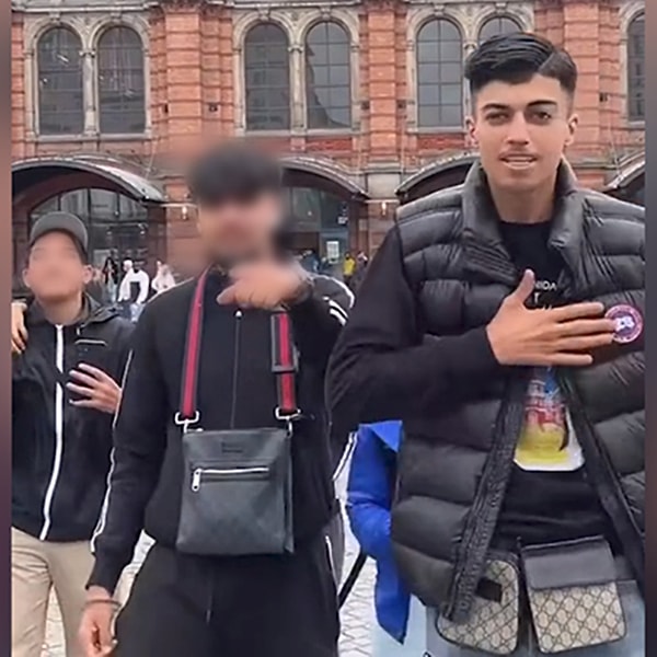 Almanya'da Z kuşağı arasında kendilerine 'Talahons' adını veren bir grup sosyal medyada dikkat çekiyor. Çoğunluğu göçmen gençlerin oluşturduğu bu grubun ismi Arapça "Ta'al La'hon" kelimesinden oluşuyor. Türkçe'ye ise "Buraya gel" olarak çevriliyor.