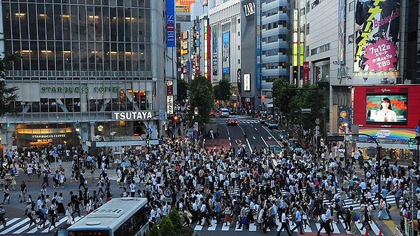 NTV'nin AFP'den aktardığına göre Japonya yaşlı nüfusla bir rekora imza attı. Ancak bu rekor tüm bildiklerinizden farklı...