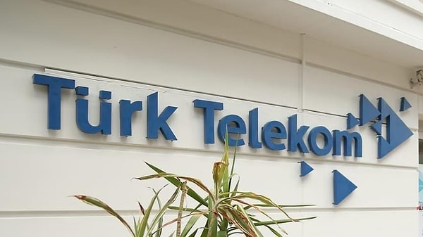 CNBC-E’nin aktardığına göre; Türk Telekom ikinci çeyrekte toplam 1.4 milyar TL kâr etti. Net kâr ilk 6 ayda ise 2,5 milyar lira oldu.