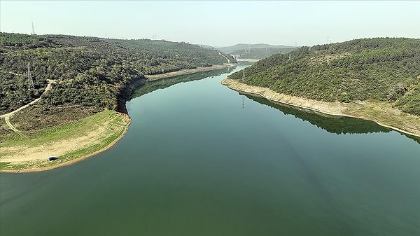 Bir diğer tehlike çanlarının çaldığı baraj ise Pabuçdere oldu. Pabuçdere'de güncel doluluk oranı yüzde 22.48 olarak ölçüldü.