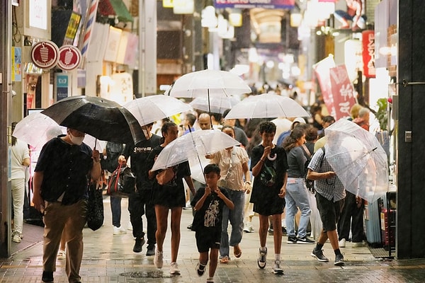 2020 ulusal nüfus sayımına göre, Tokyo hariç Japonya’nın 47 prefektörlüğünün 46’sında 15-49 yaş aralığındaki bekar kadın sayısı, bekar erkek sayısına göre oldukça düşük.