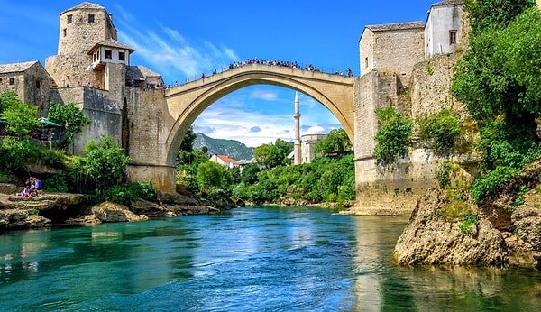 16. Mostar Köprüsü