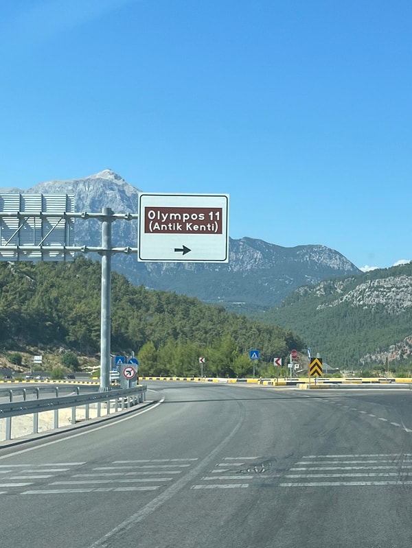 Yolunuz Antalya'ya düşerse Olympos Antik Kenti'ne uğramayı unutmayın.